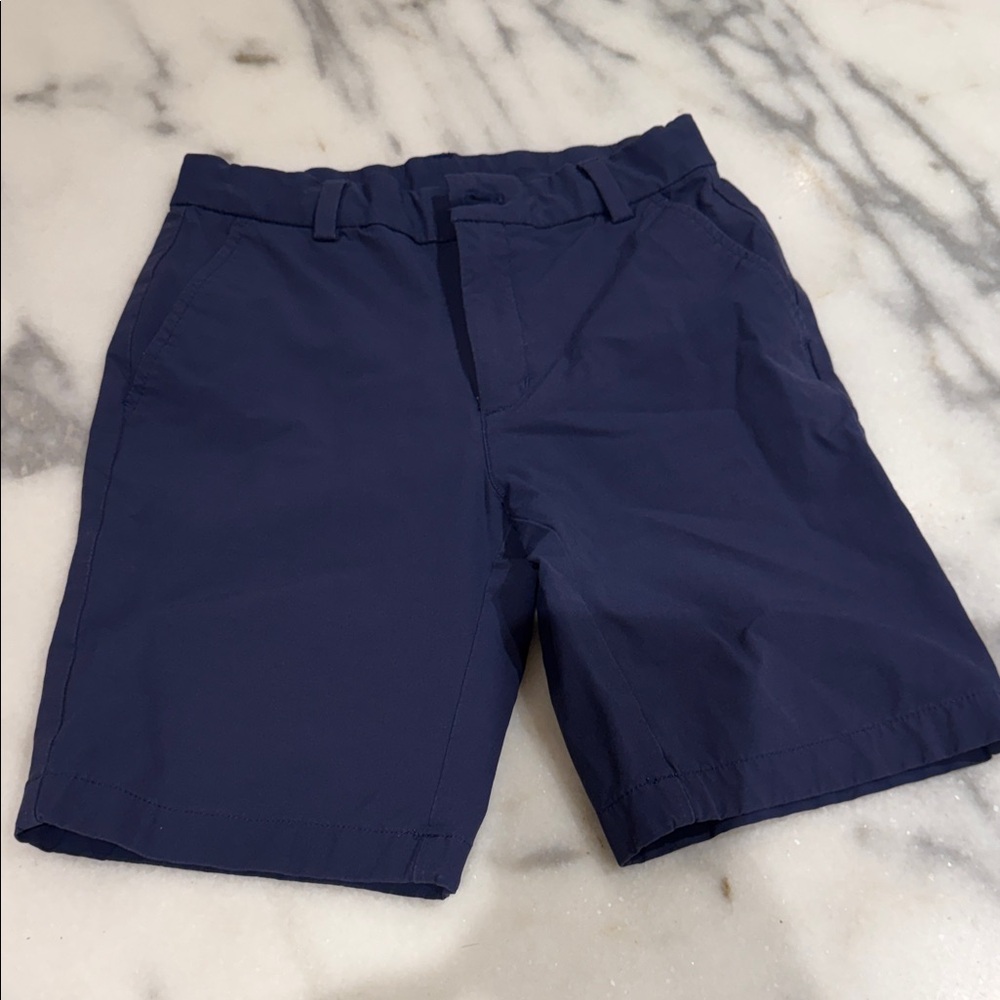 Vineyard Vines boys performance shorts navy size 12